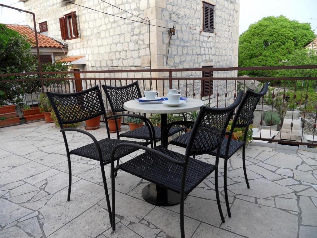 Apartments Varos Split Bagian luar foto